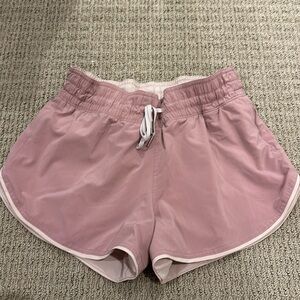 Lululemon Reversible Shorts - Size 6